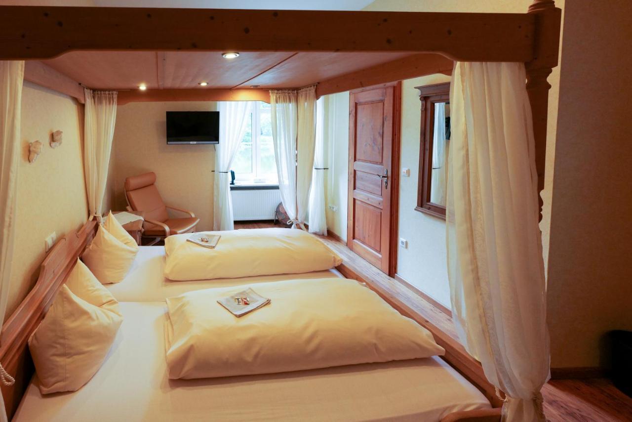 Hotel Alte Buergermeisterei Ediger-Eller Luaran gambar
