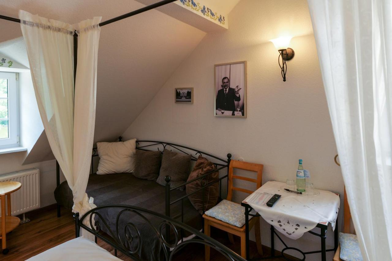 Hotel Alte Buergermeisterei Ediger-Eller Luaran gambar