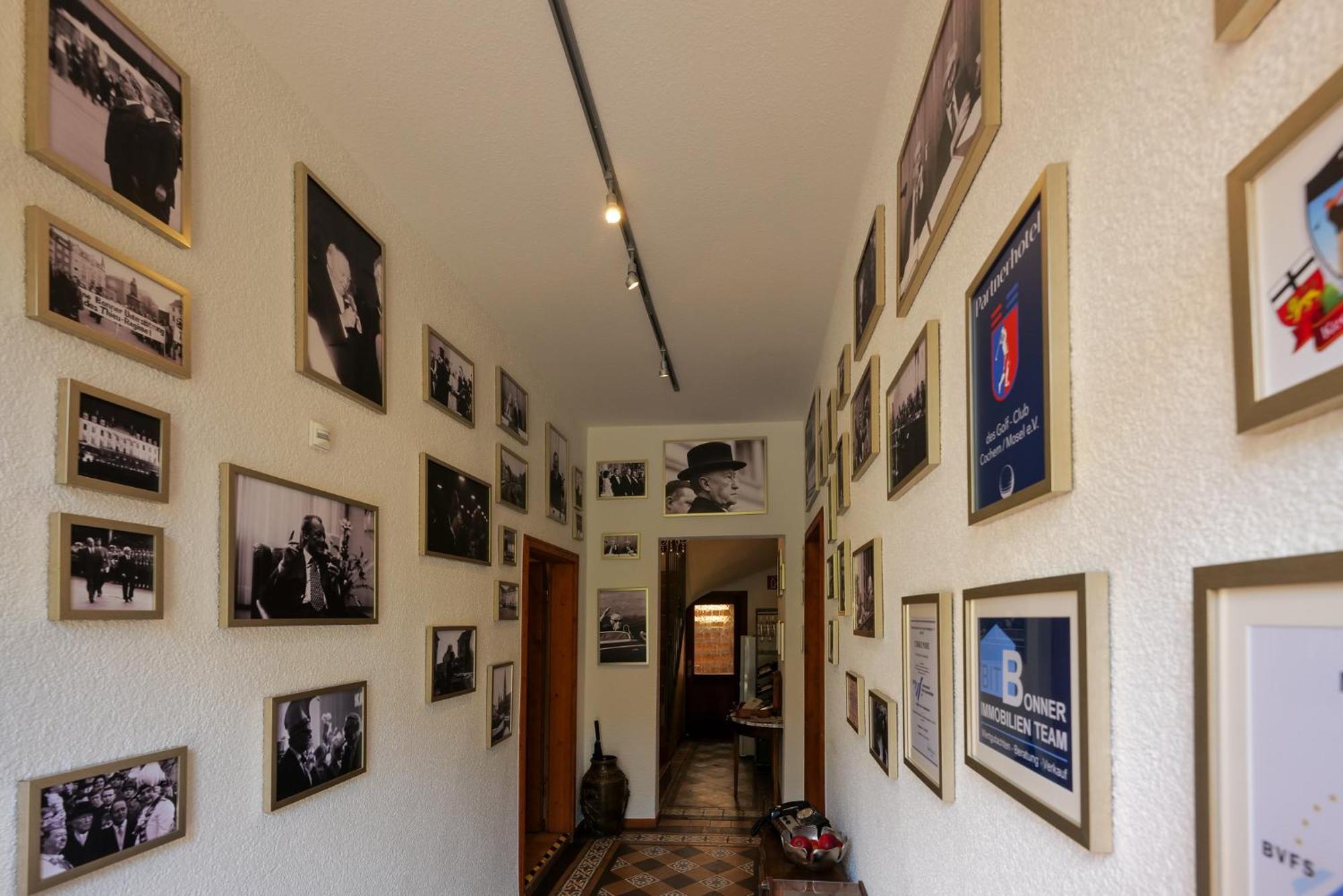 Hotel Alte Buergermeisterei Ediger-Eller Luaran gambar